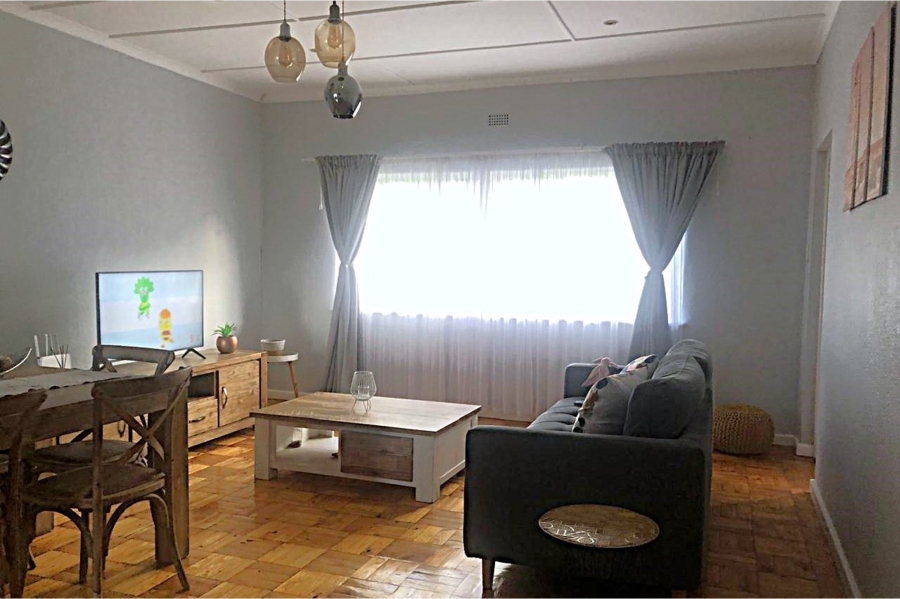 To Let 2 Bedroom Property for Rent in Knysna Central Western Cape